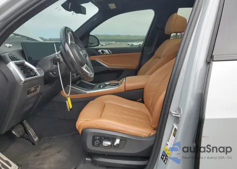 2023 BMW X7 xDrive40I z USA, uszkodzony, nr VIN 5UX23EM05P9R29807